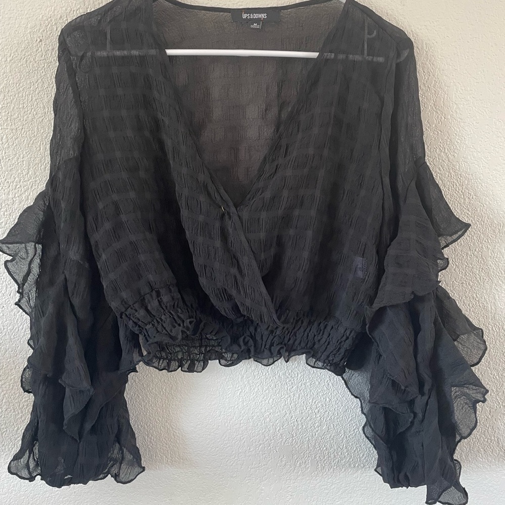 Sheer Black crop
